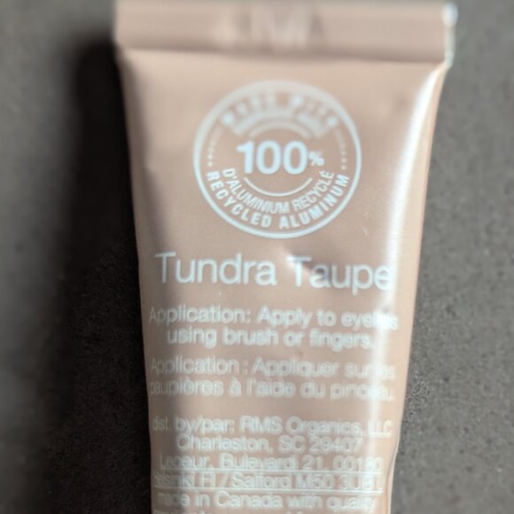 RMS Beauty Cashmere Matte Eyelight Eyeshadow | TUNDRA TAUPE: A light desert sand - Picture 10 of 14